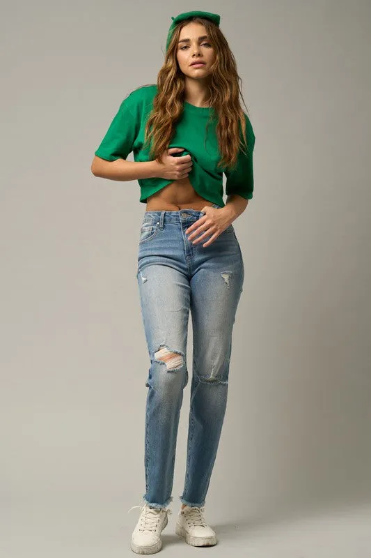 MID-RISE SLIM TAPERED JEANS