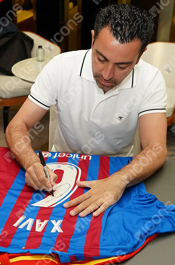 XAVI | Xavi Hernandez official shirt from the 21/22 season FC Barcelona Home Kit with signature